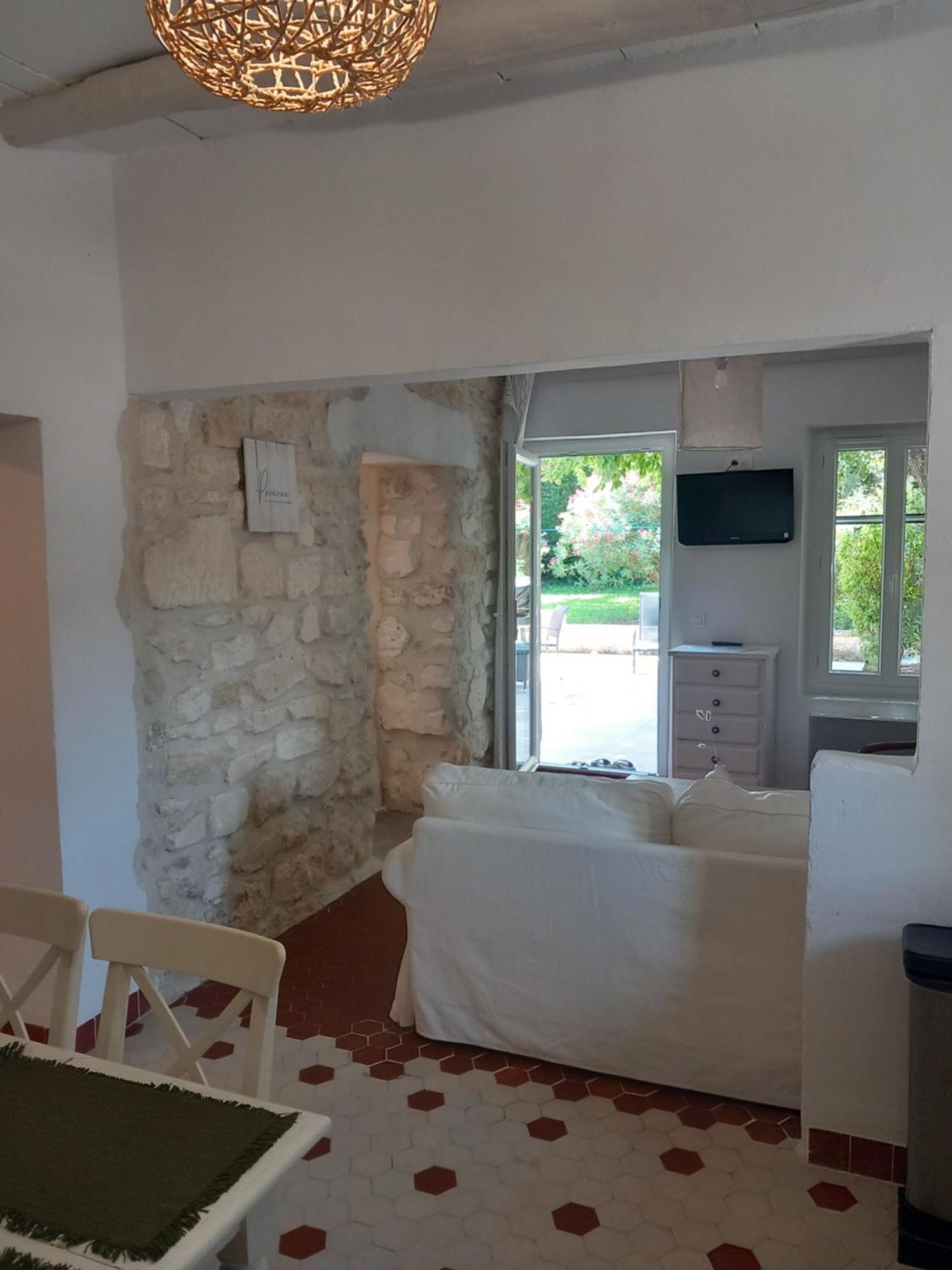 Villa Le Petit Mas Des Alpilles En Provence Saint-Étienne-du-Grès Exterior foto